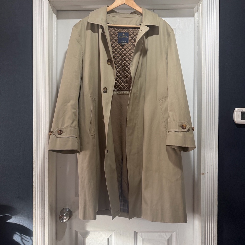 Men's Brooks Brothers Beige Fully Lined Trench Coat 42R